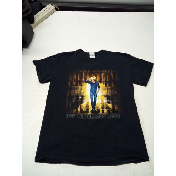 "OFF THE BEATEN PATH” T-SHIRT JUSTIN MOORE CONCERT TOUR MEDIUM BLACK 2013 - Picture 1 of 5